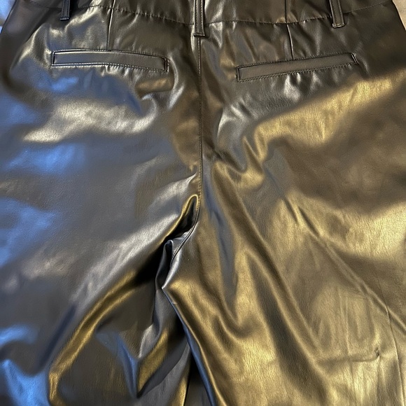 Wide Leg Faux Leather Pants large - Picture 7 of 7